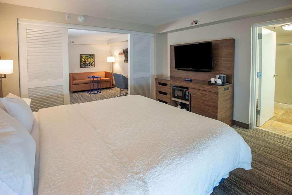 Hampton Inn Pensacola-Airport Стая снимка